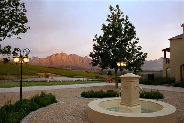 Asara Hotel Coutyard, Stellenbosch Wine Route, Cape Town