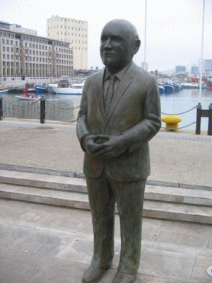 FW de Klerk statue at Nobel Square - V&A Waterfront, Cape Town