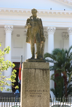 Sir George Grey, Cape Town Statues