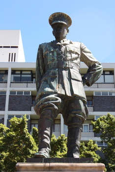 Henry Timson Lukin, Cape Town Statues
